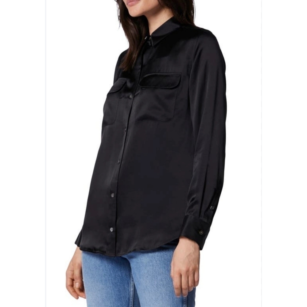 Equipment Classic Satin Button Down Long Sleeve Shirt in Black Size Small